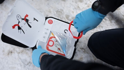 ますさま確認用ページ LIFEPAK CR2 defibrillator | Stryker